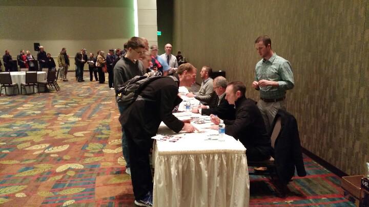 Glen Perkins, Gene Glynn and Paul Molitor doing the autograph line thing