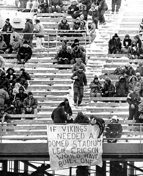 Minnesota Vikings fans express their displeasure with a proposed domed stadium during a snowy NFL football game against the Philadelphia Eagles at Met Stadium in Bloomington, Minn. on Dec. 3, 1978. (Pioneer Press: Mark Morson)